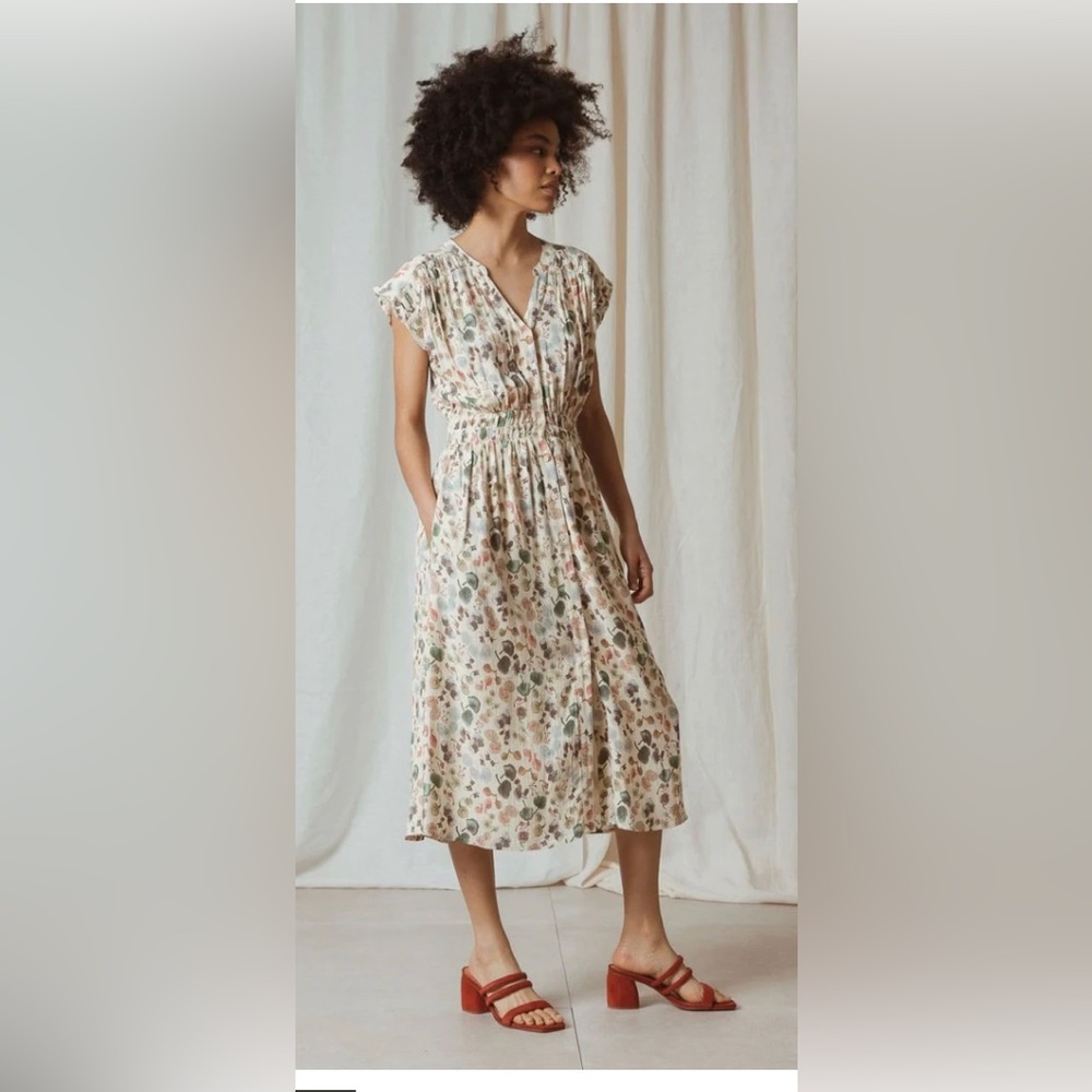 Indi & Cold floral button down dress size L (NWT)